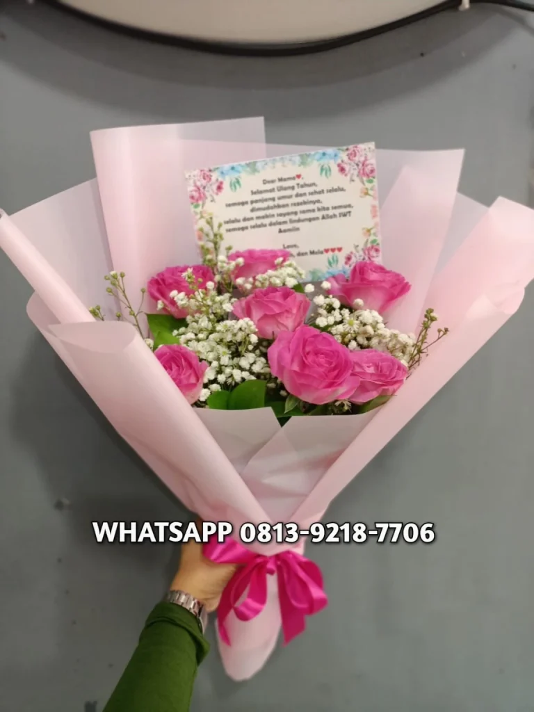 Buket Mawar Pink — Bungkus Pink — flowershopjakarta.com