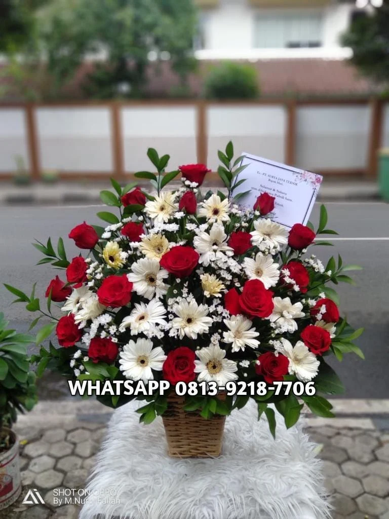 Bunga Meja 01 — flowershopjakarta.com