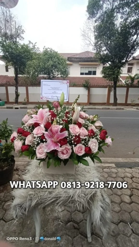 Bunga Meja 13 — flowershopjakarta.com